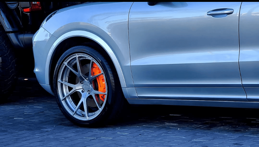 Insurance claim assistance and vehicle inspection in Houston parking lot